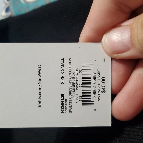 Pencil skirt - Picture 3 of 3